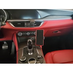 Alfa Romeo Stelvio - Mira Phone Mount